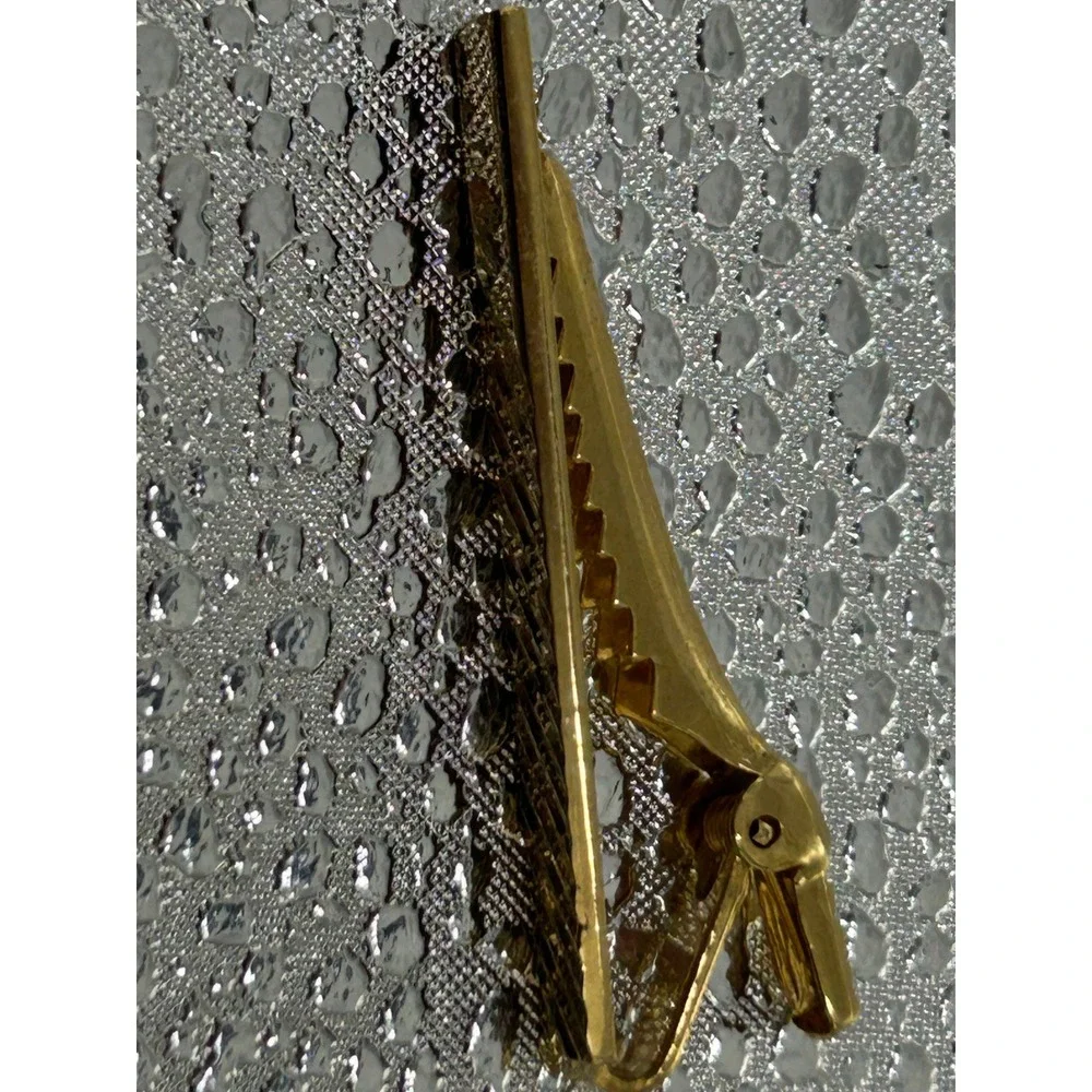 Vintage Gold Tone Ridged Tie Clip Mens‎ Formal Accessory Alligator Clasp Bar